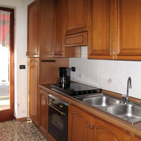 Holiday home Locazione Turistica Erdmann - Gla101